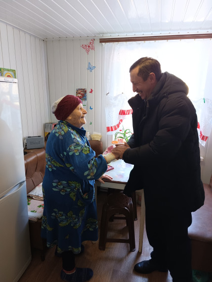 Вручение несовершеннолетним узникам концлагерей, юбилейных медалей «80 лет Победы в Великой Отечественной войне 1941-1945гг", прошли в Мёдовском сельском поселении. Вручение несовершеннолетним узникам концлагерей, юбилейных медалей «80 лет Победы в Великой Отечественной войне 1941-1945гг", прошли в Мёдовском сельском поселении.